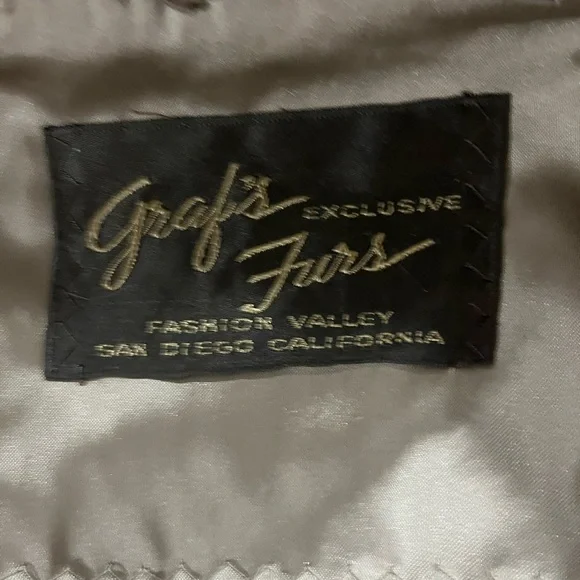 Graf's Exclusive Furs Vintage Mink Jacket - Picture 3 of 6